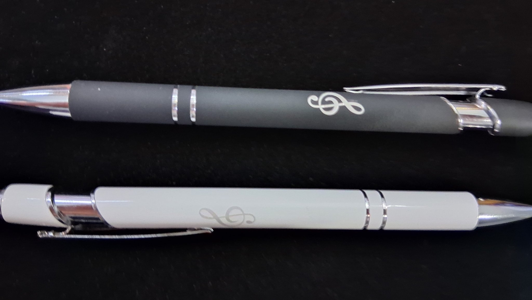Silver Treble Clef Engraved Metal Ballpoint Pen — INV 13